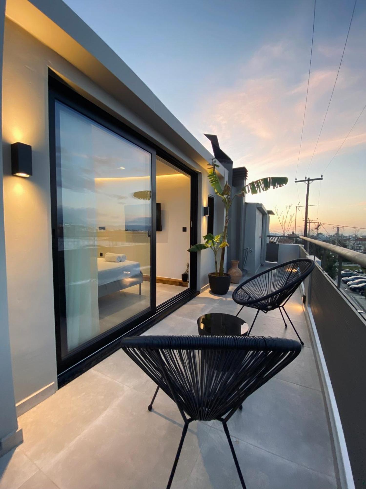 Ferienwohnung Hyperion Penthouse Patras Exterior foto